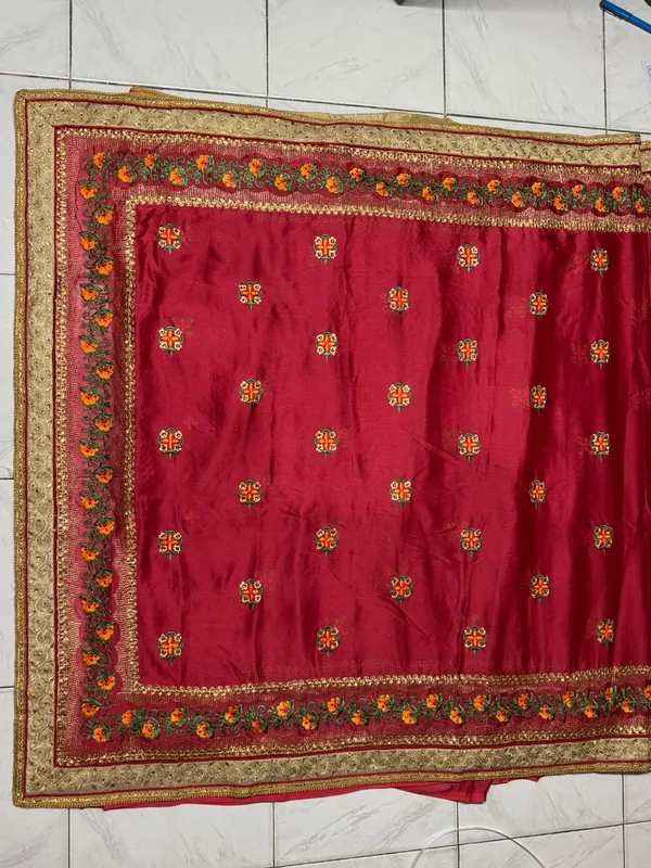 Maroon_Floral_Embellished_Saree_For_Women