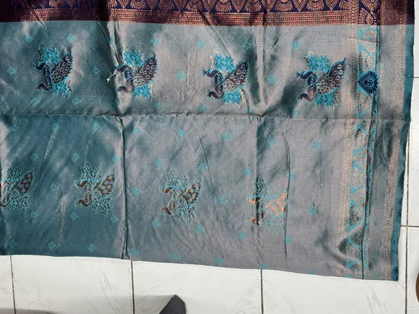 Blue_Woven_Brocade_Saree_for_Women