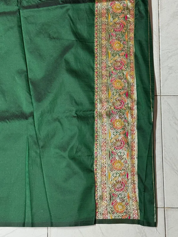 Green_Printed_Saree_for_Women