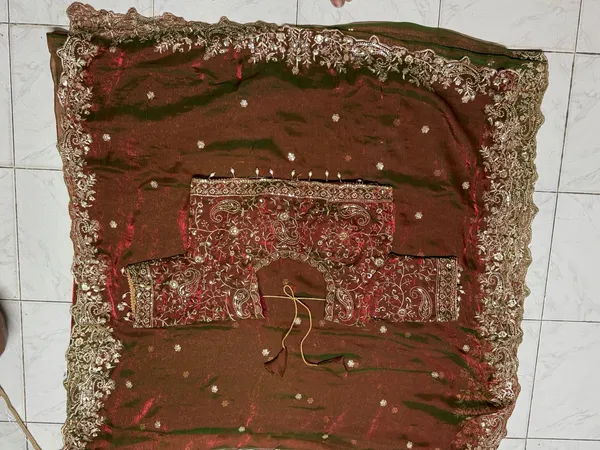 Maroon_Embroidered_Ethnic_Blouse_for_Women