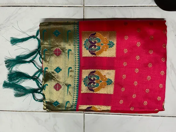 Teal_Silk_Traditional_Saree_For_Women