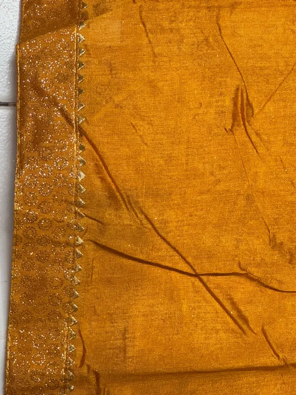 Gold_Embellished_Dupatta_for_Women
