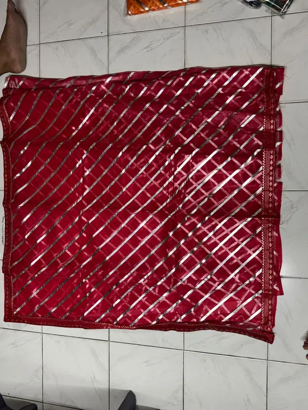 Red_Woven_Stripe_Saree_for_Women