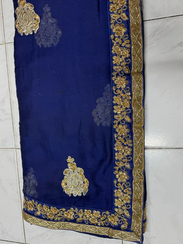 Blue_Embroidered_Saree_for_Women
