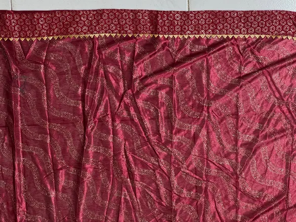 Maroon_Woven_Pattern_Dupatta_for_Women