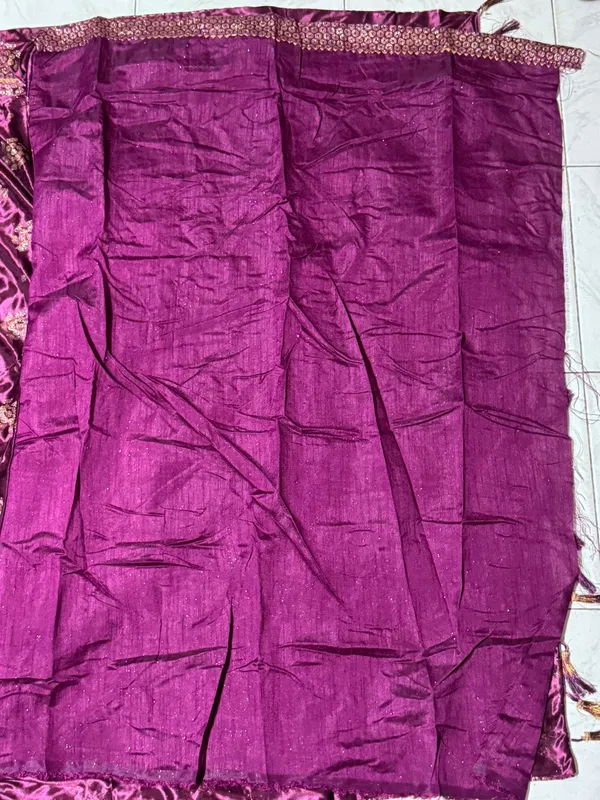 Purple_Glossy_Floral_Saree_for_Women
