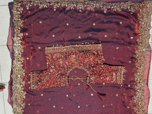Maroon_Embroidered_Ethnic_Blouse_for_Women