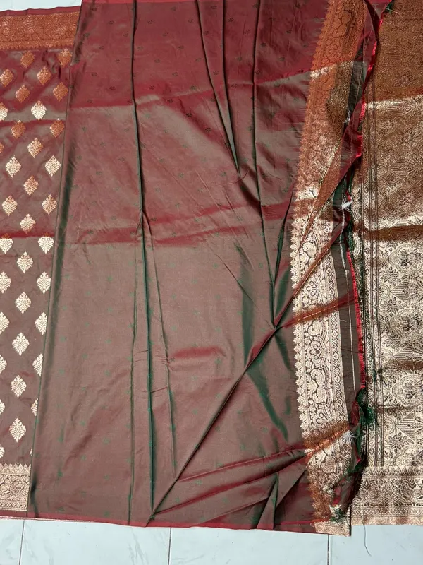 Brown_Woven_Traditional_Saree_for_Women
