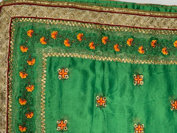 Green_Embroidered_Ethnic_Dupatta_for_Women