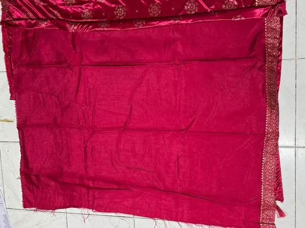 Magenta_Velvet_Floral_Embellished_Saree_for_Women