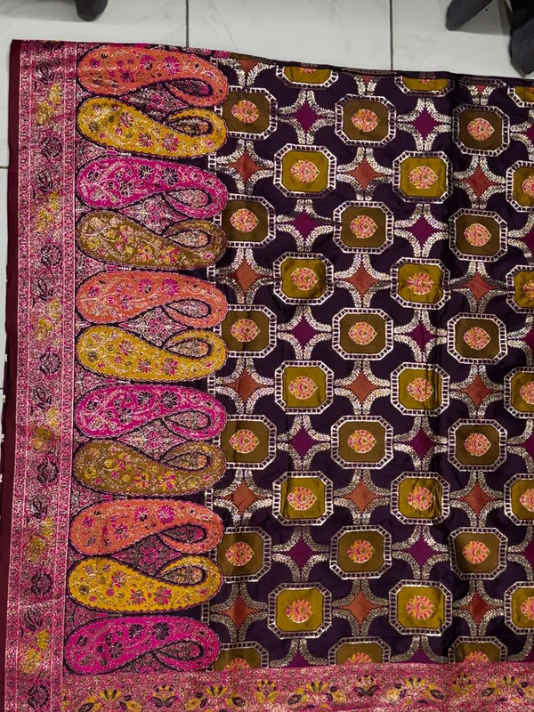 Multicolour_Embroidered_Paisley_Shawl_for_Women