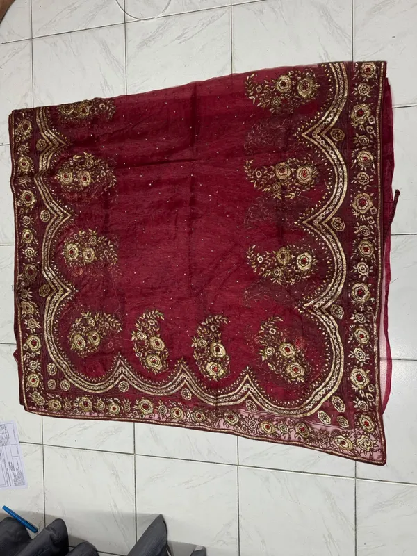 Maroon_Embroidered_Floral_Dupatta_for_Women