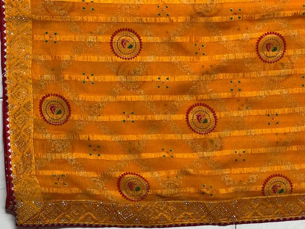 Orange_Printed_Saree_for_Women