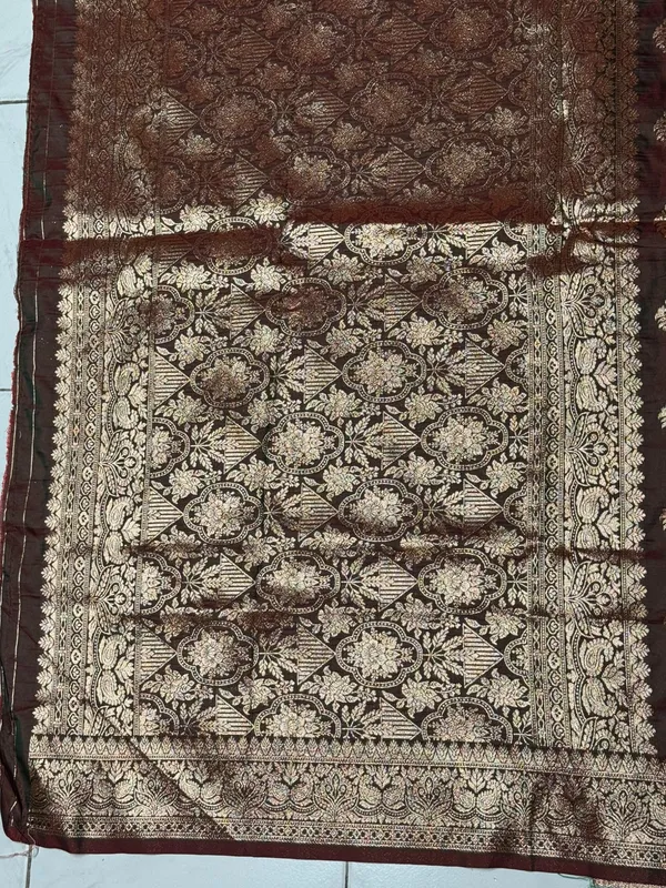 Brown_Woven_Traditional_Saree_for_Women