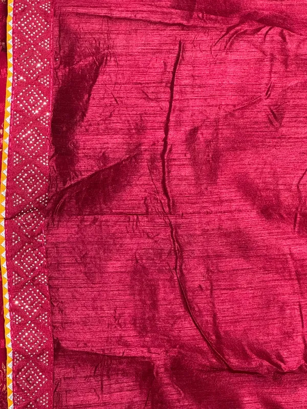 Magenta_Printed_Ethnic_Saree_for_Women