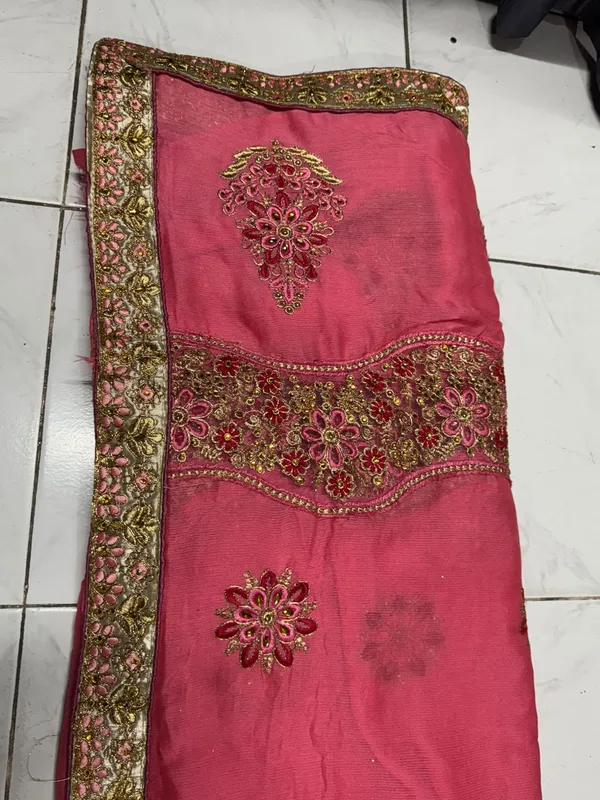 Pink_Embroidered_Dupatta_for_Women
