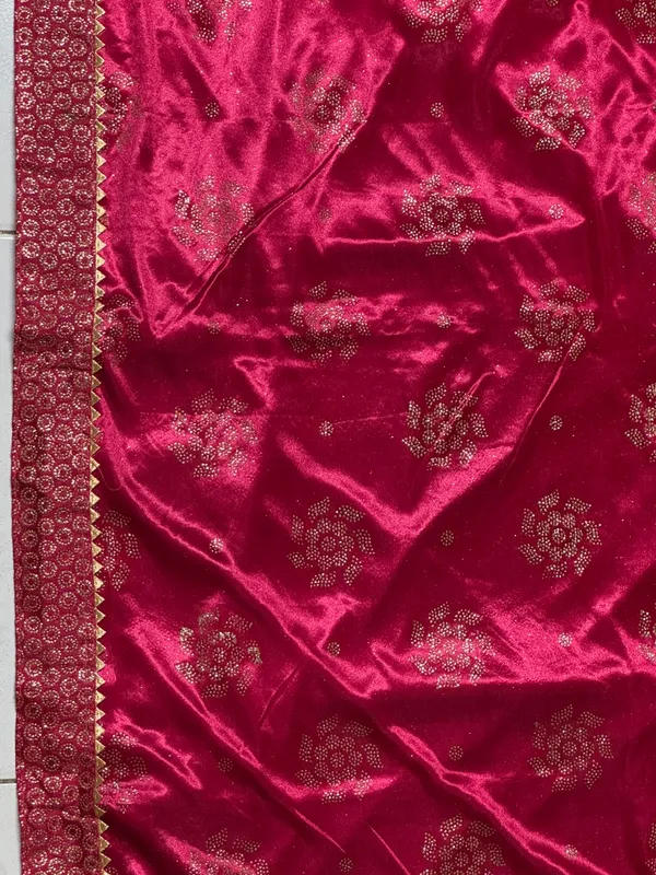 Magenta_Velvet_Floral_Embellished_Saree_for_Women