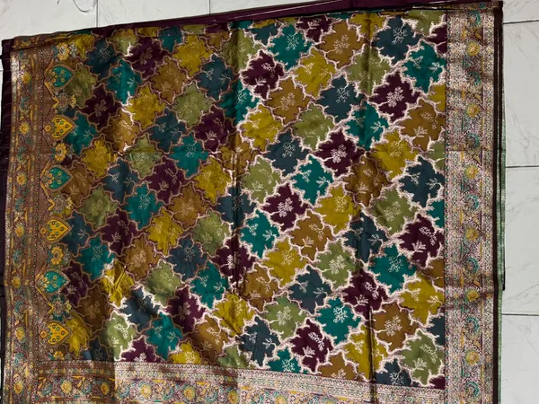 Maroon_Woven_Printed_Saree_For_Women
