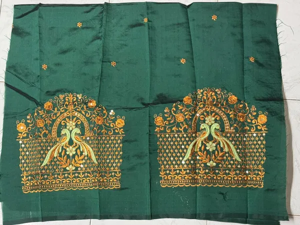 Peach_Silk_Traditional_Saree_for_Women