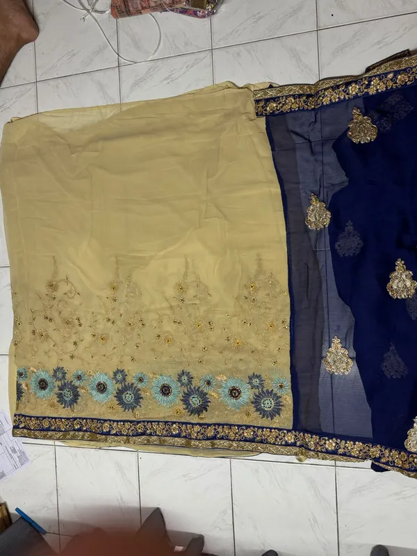 Blue_Embroidered_Saree_for_Women