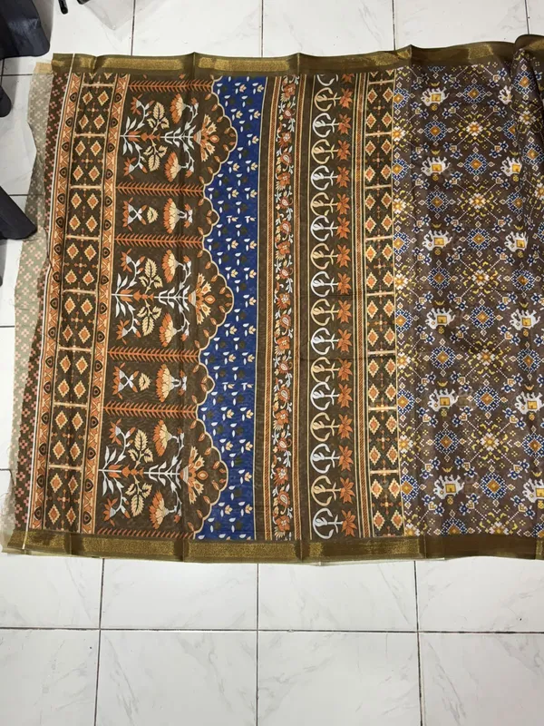 Brown_Printed_Saree_for_Women