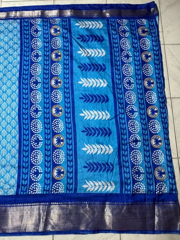 Blue_Printed_Saree_for_Women