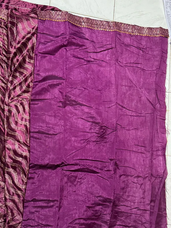 Purple_Woven_Patterned_Saree_For_Women