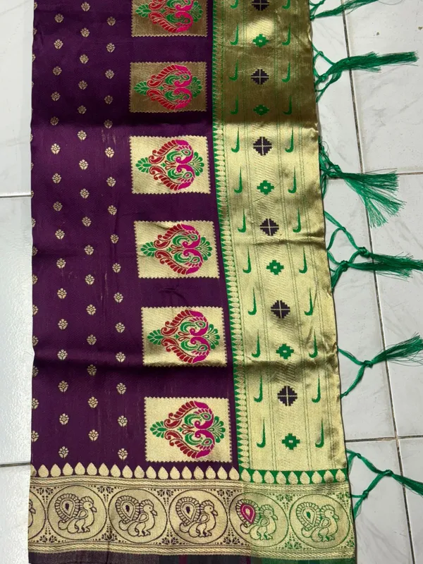 Purple_Woven_Traditional_Saree_for_Women