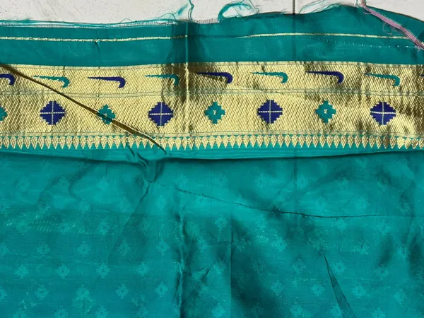 Teal_Woven_Traditional_Saree_for_Women