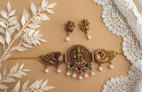 Gold_Tone_Temple_Waist_Belt_With_Matching_Earrings_For_Women