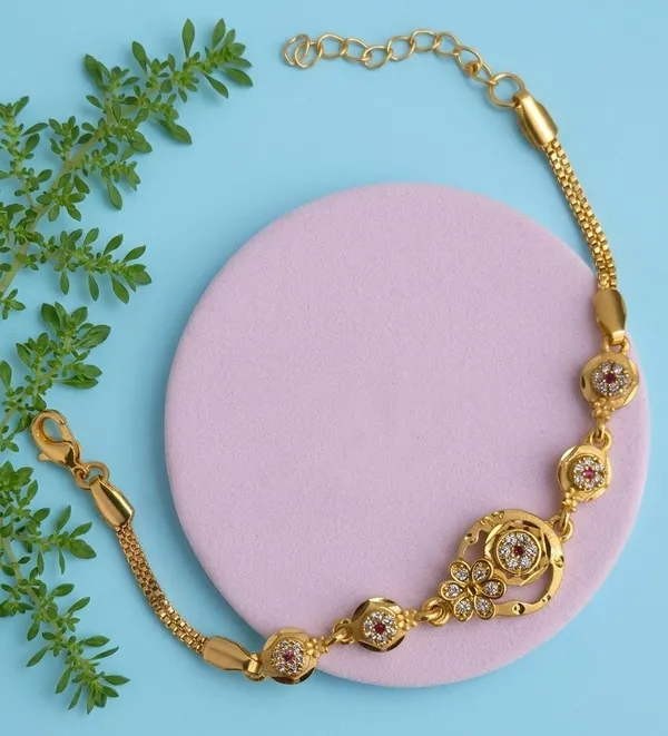 Gold_Tone_Floral_Bracelet_for_Women