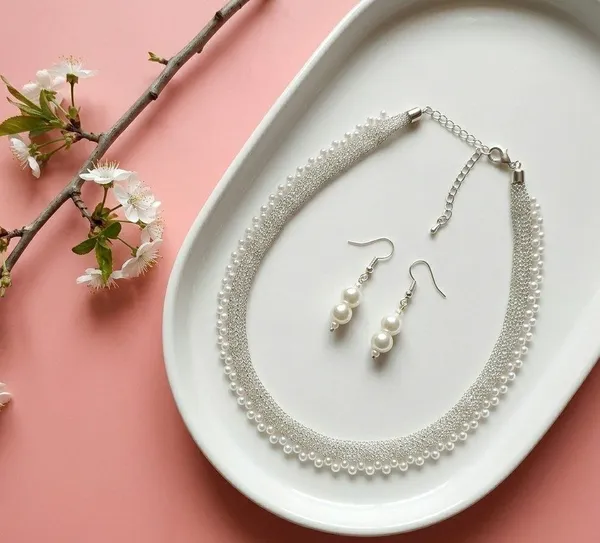 Silver_Pearl_Necklace_And_Earrings_Set_for_Women
