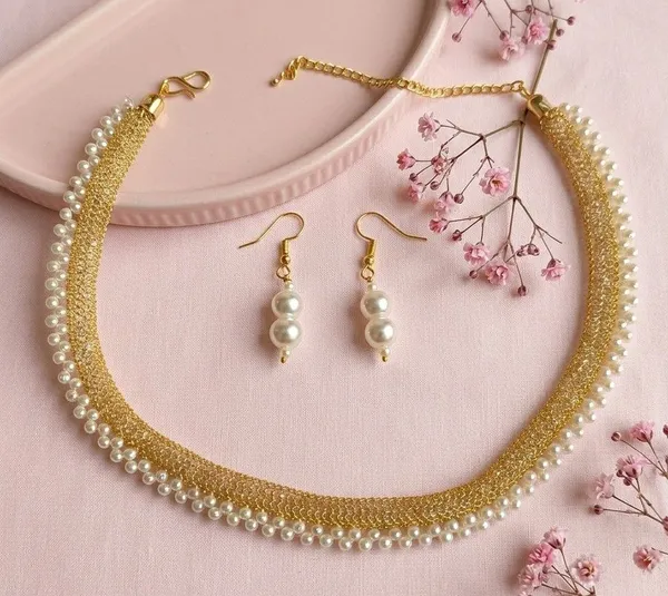 Gold_Pearl_Beaded_Necklace_And_Earrings_Set_For_Women