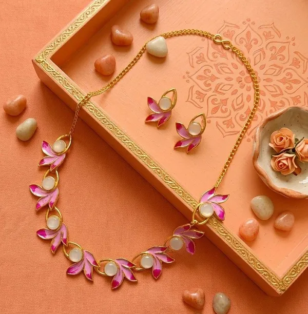 Pink_Gold_Tone_Floral_Necklace_And_Earrings_Set_for_Women