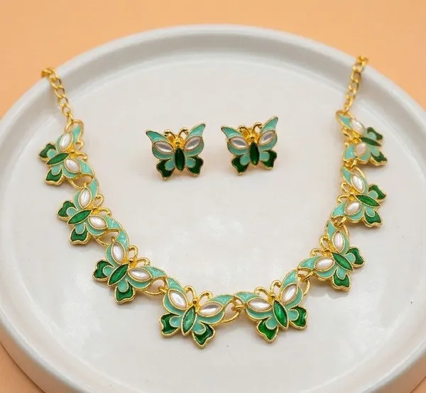 Green_Enamel_Butterfly_Necklace_And_Earrings_Set_for_Women