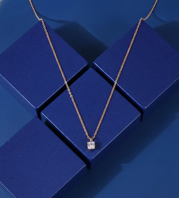 Rose_Gold_Necklace_for_Women