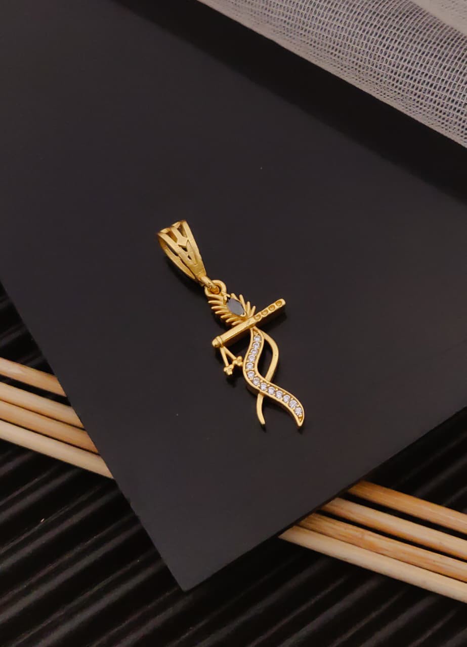 Gold_Tone_Crystal_Pendant_for_Women