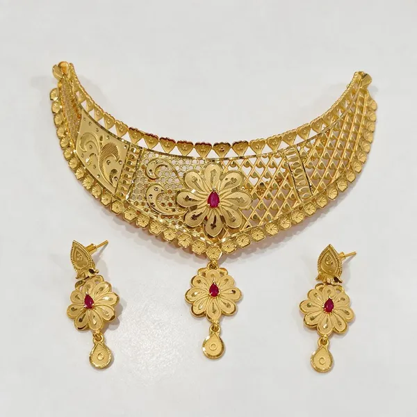 Gold__Floral_Traditional_Necklace_Set_For_Women