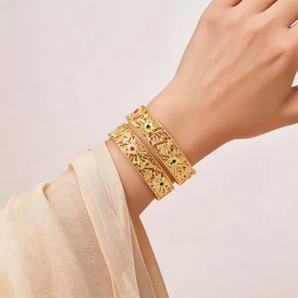 Gold_Alloy_Polished_Bangles_For_Women