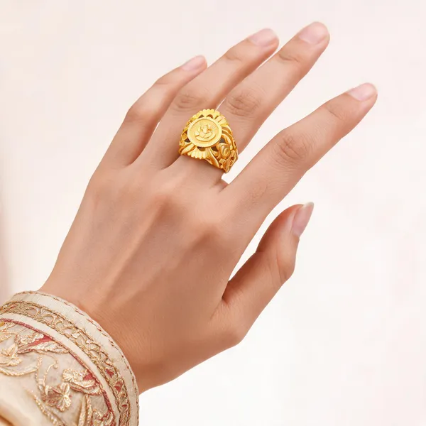 Gold_Alloy_Floral_Statement_Ring_For_Unisex