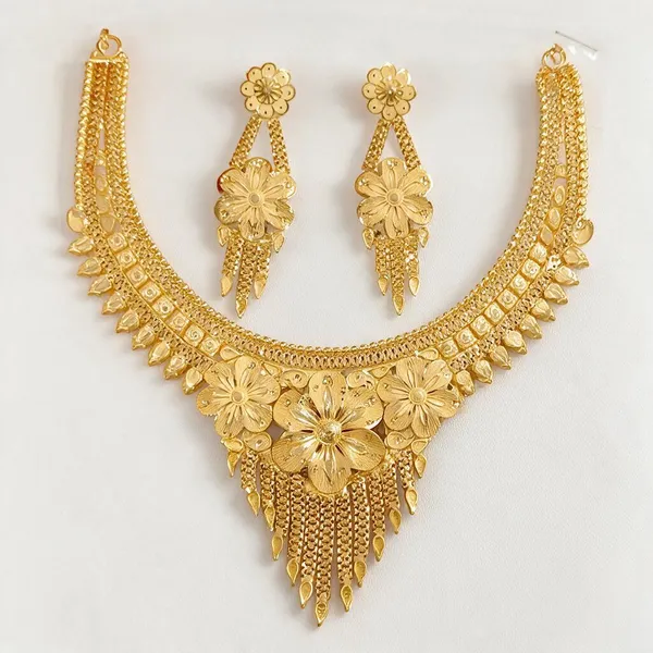 Gold__Floral_Layered_Traditional_Necklace_Set_For_Women