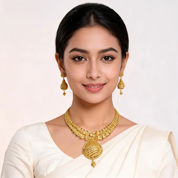 Gold_Alloy_Fan_Link_Round_Pendant_Necklace_And_Earrings_Set_For_Women