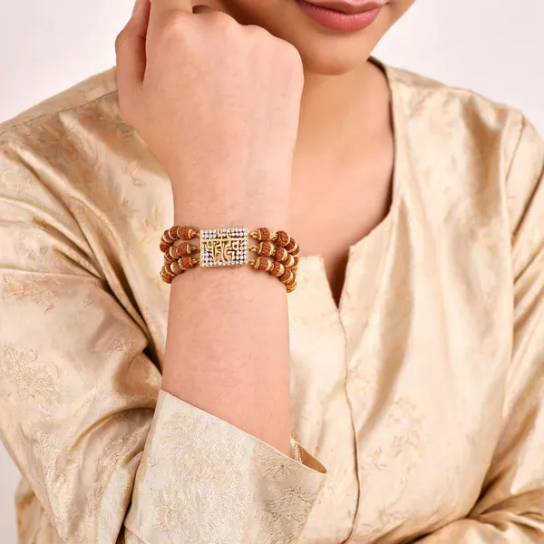 Gold_Alloy_Red_Bead_Stone_Bracelet_For_Unisex