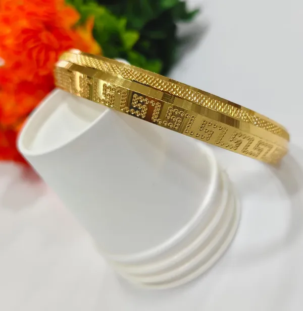 Gold_Tone_Textured_Kada_Bracelet_for_Women