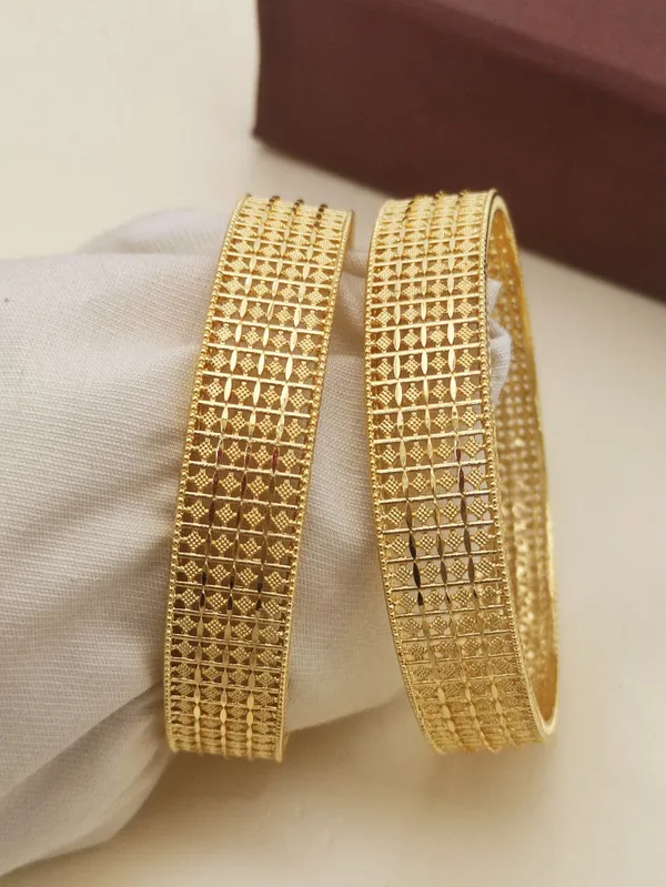 Gold_Plated_Bangle_Set_For_Women