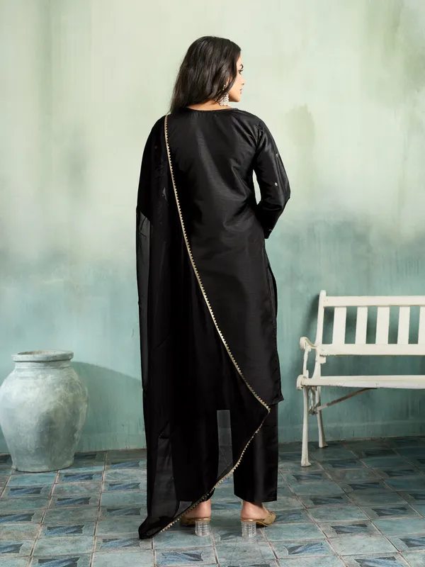 Black_Cotton_Silk_Straight_Embroidered_Kurta_Set_With_Dupatta_For_Women