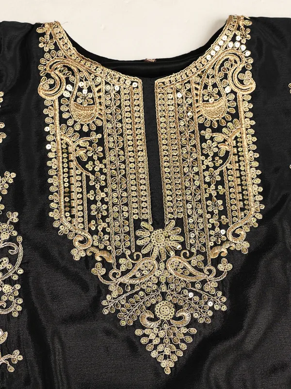 Black_Cotton_Silk_Straight_Embroidered_Kurta_Set_For_Women
