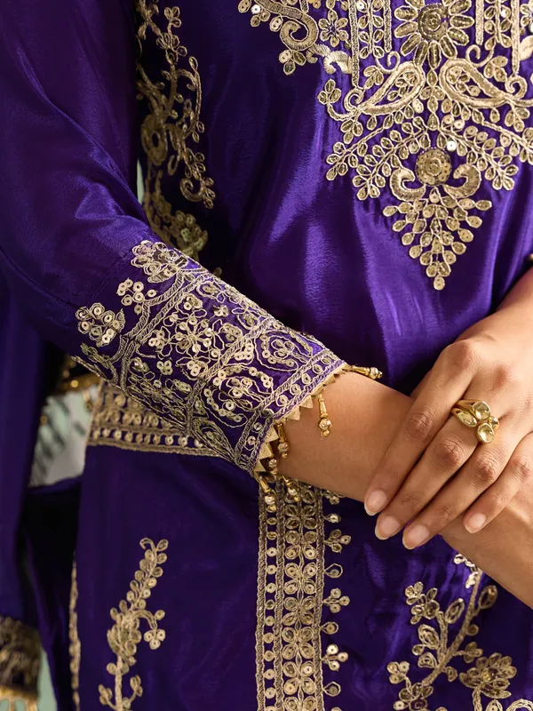 Purple_Cotton_Silk_Straight_Embroidered_Kurta_Set_For_Women