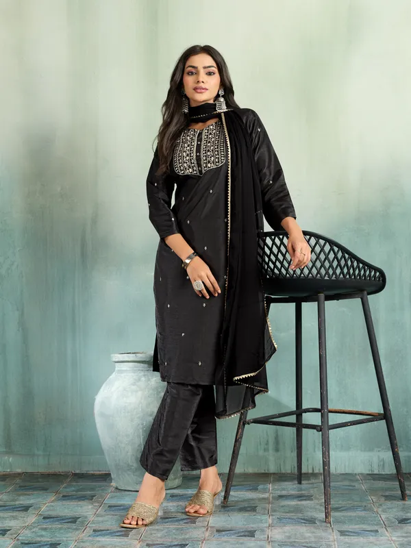 Black_Cotton_Silk_Straight_Embroidered_Kurta_Set_With_Dupatta_For_Women