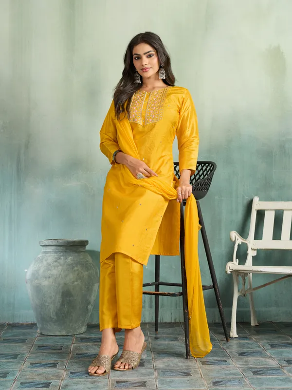 Yellow_Cotton_Silk_Straight_Kurta_Set_With_Palazzo_And_Dupatta_For_Women